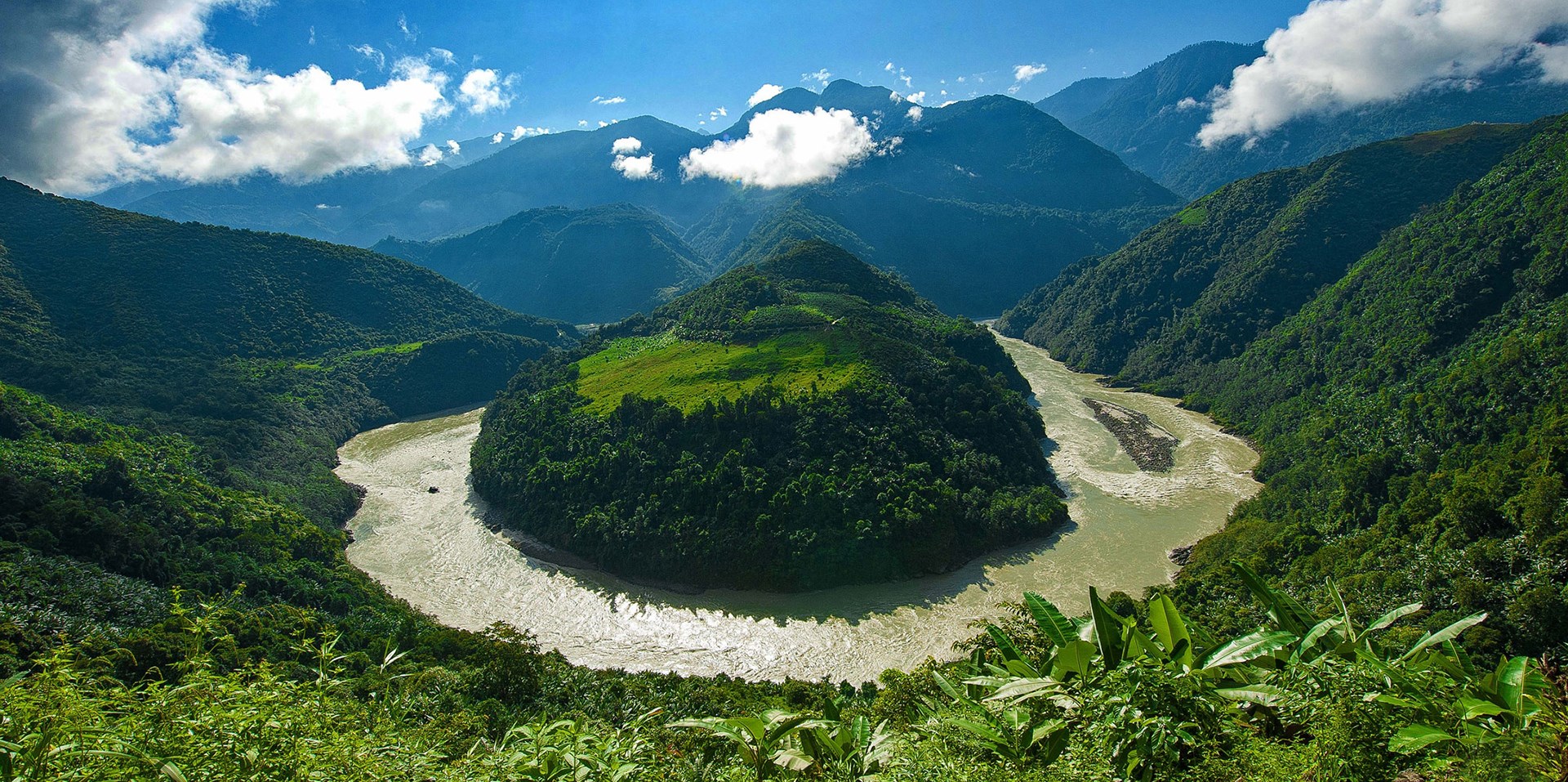 National Nature Reserve of Yarlung Tsangpo Grand Canyon