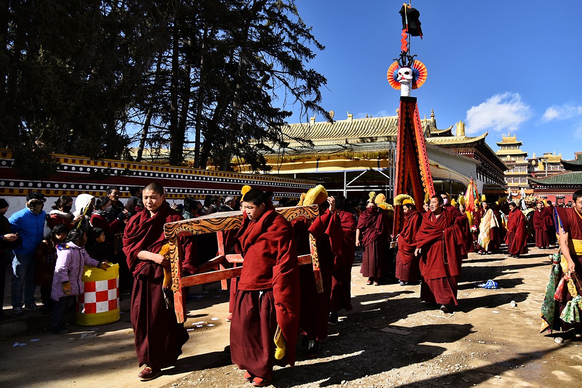 Monlam Festival (Losar, Tibetan New Year) in Aba