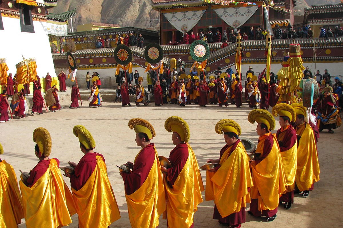 Monlam Festival (Losar, Tibetan New Year) in Tongren