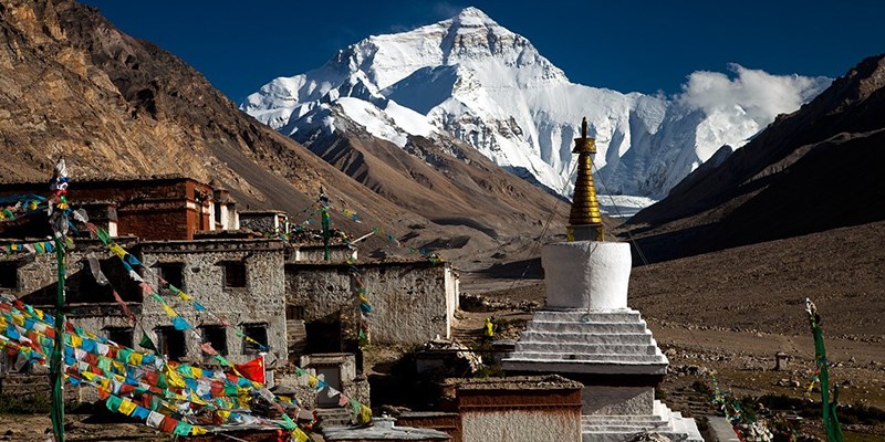 Rongbuk Monastery 