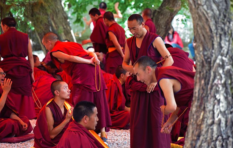 Debate in Sera Monastery